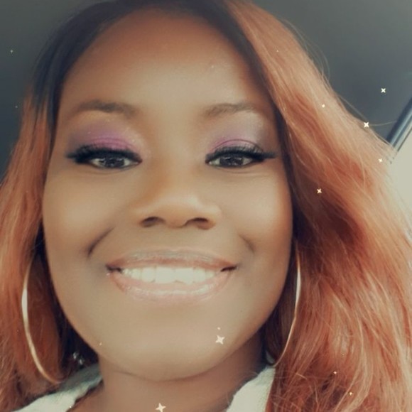 Meet your Posher, Tameka - Picture 1 of 1